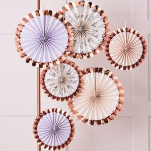 patel blomster rosetter med rosegold kant
