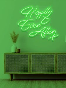 LED neon skilt “Happily ever after”