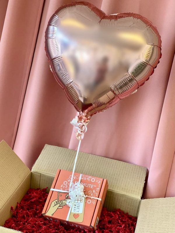 Mors dags ballon box med en Unmute