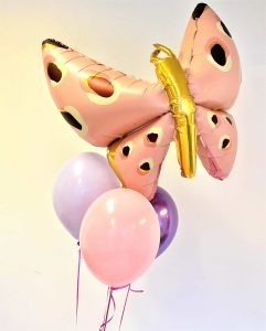 Ballon box sommerfugl med tre balloner