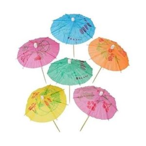 Farverige drinks paraplyer