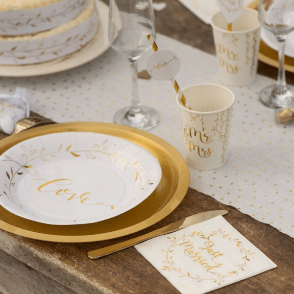 Hvid serviet m/guld “Just married” Hvid serviet m/guld “Just married”