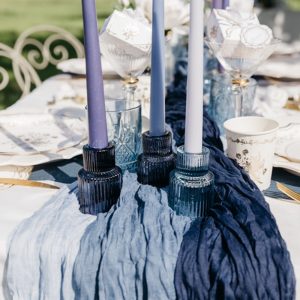 Mørke blå lysestage