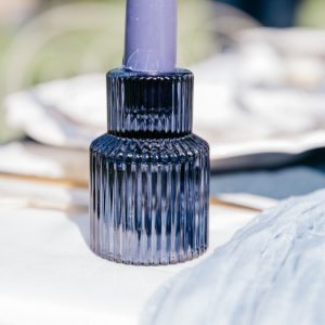 Mørke blå lysestage