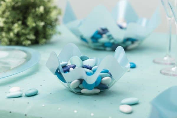 Lyseblå/transparent lille bølget plast skål (candybar)