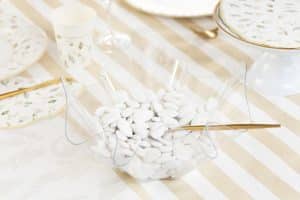 Transparent bølget plast skål (candybar)