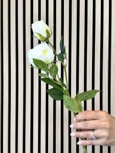 Kunstig creme hvid rose