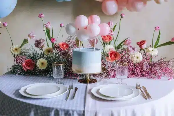 Lyserød ballon kage pynt