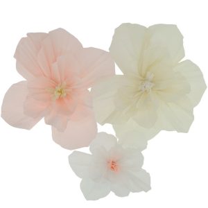 Pastel crepe papir blomster
